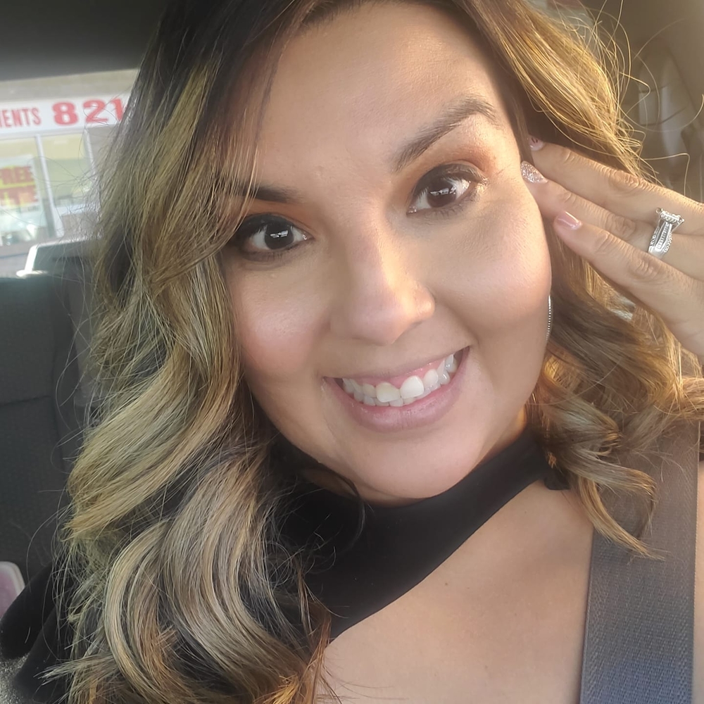 Meet your Posher, Angelique